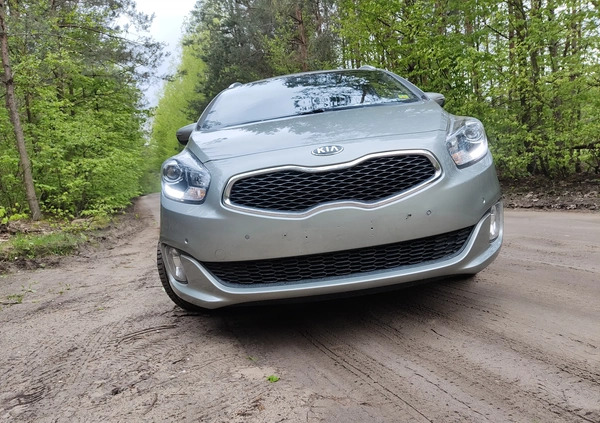 Kia Carens cena 46800 przebieg: 159155, rok produkcji 2016 z Ujazd małe 407